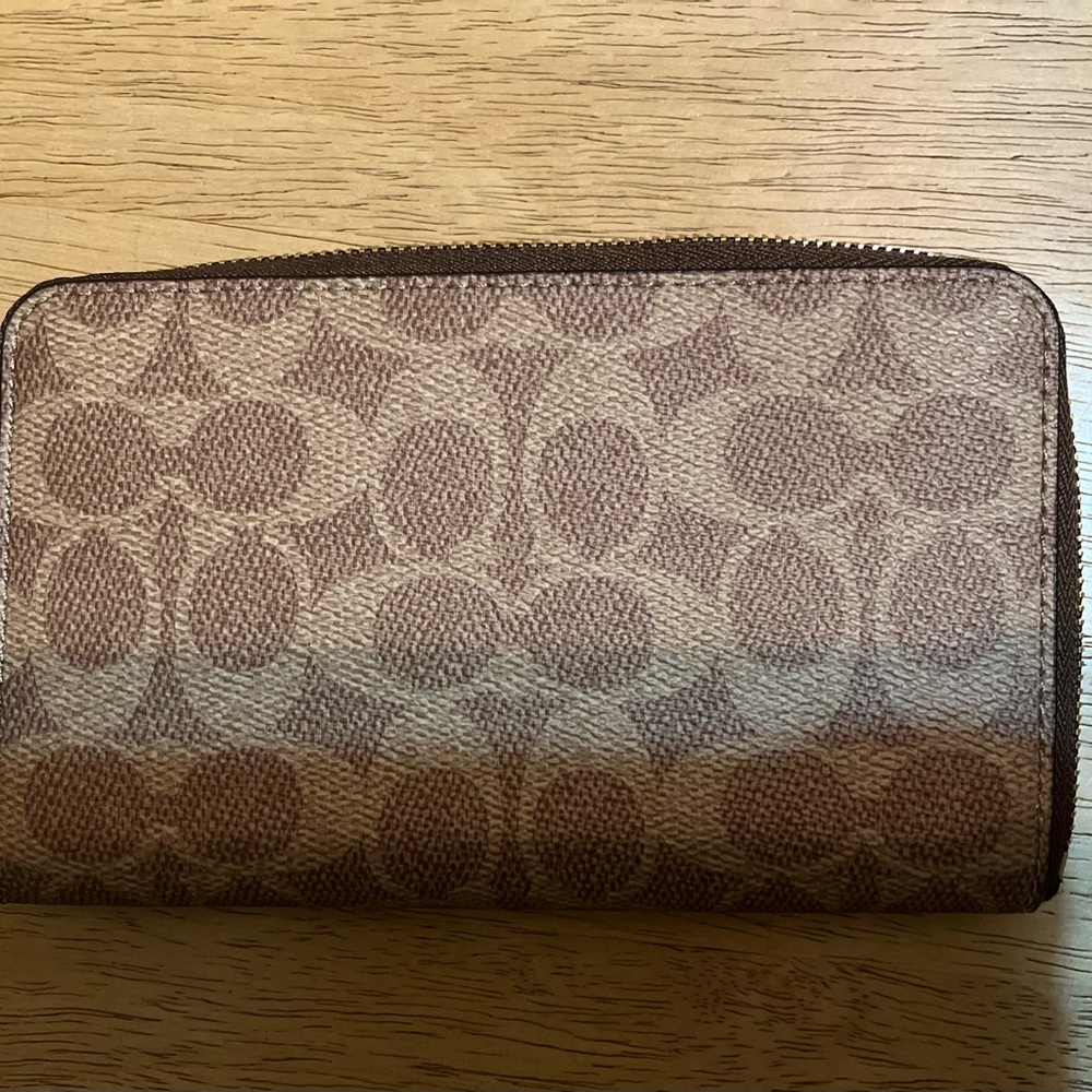 Coach Brown Signature Zip Wallet - Picture 11 of 11